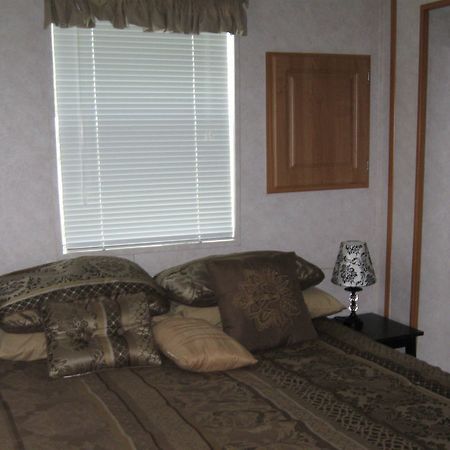 Harbor Lakes Rv Resort 포트샬롯 외부 사진